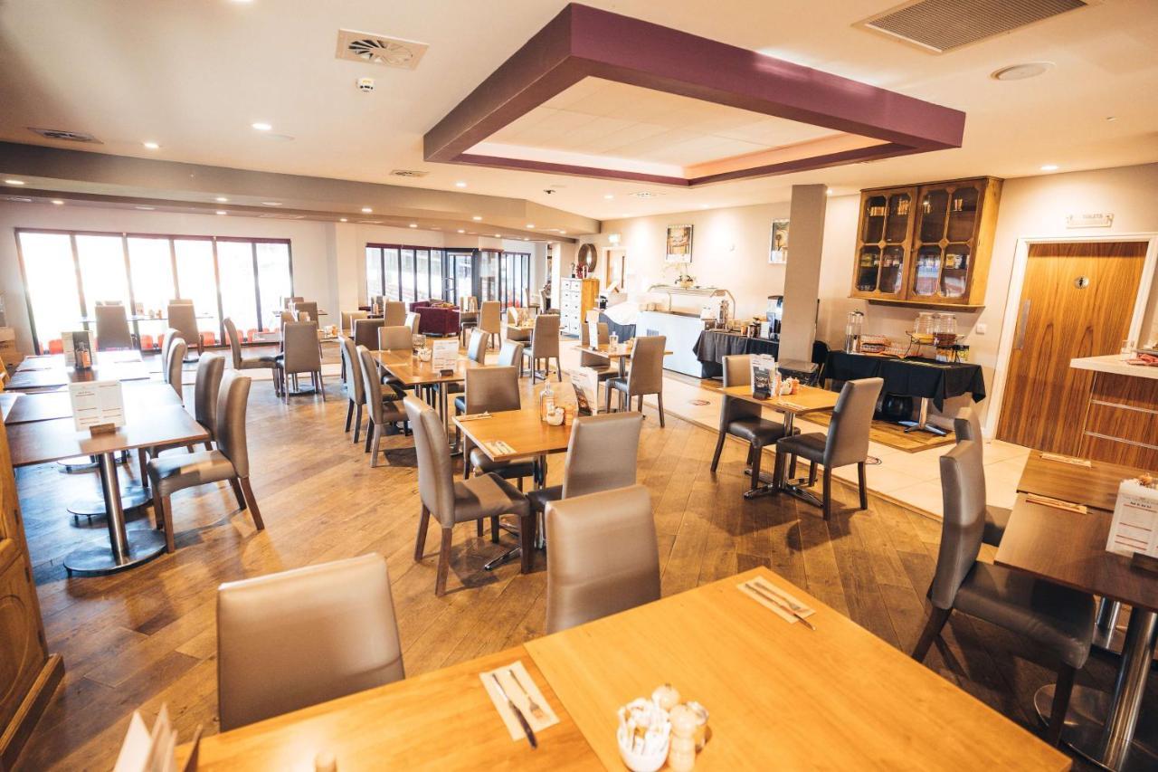 Blackpool Football Club Stadium Hotel, A Member Of Radisson Individuals Екстер'єр фото