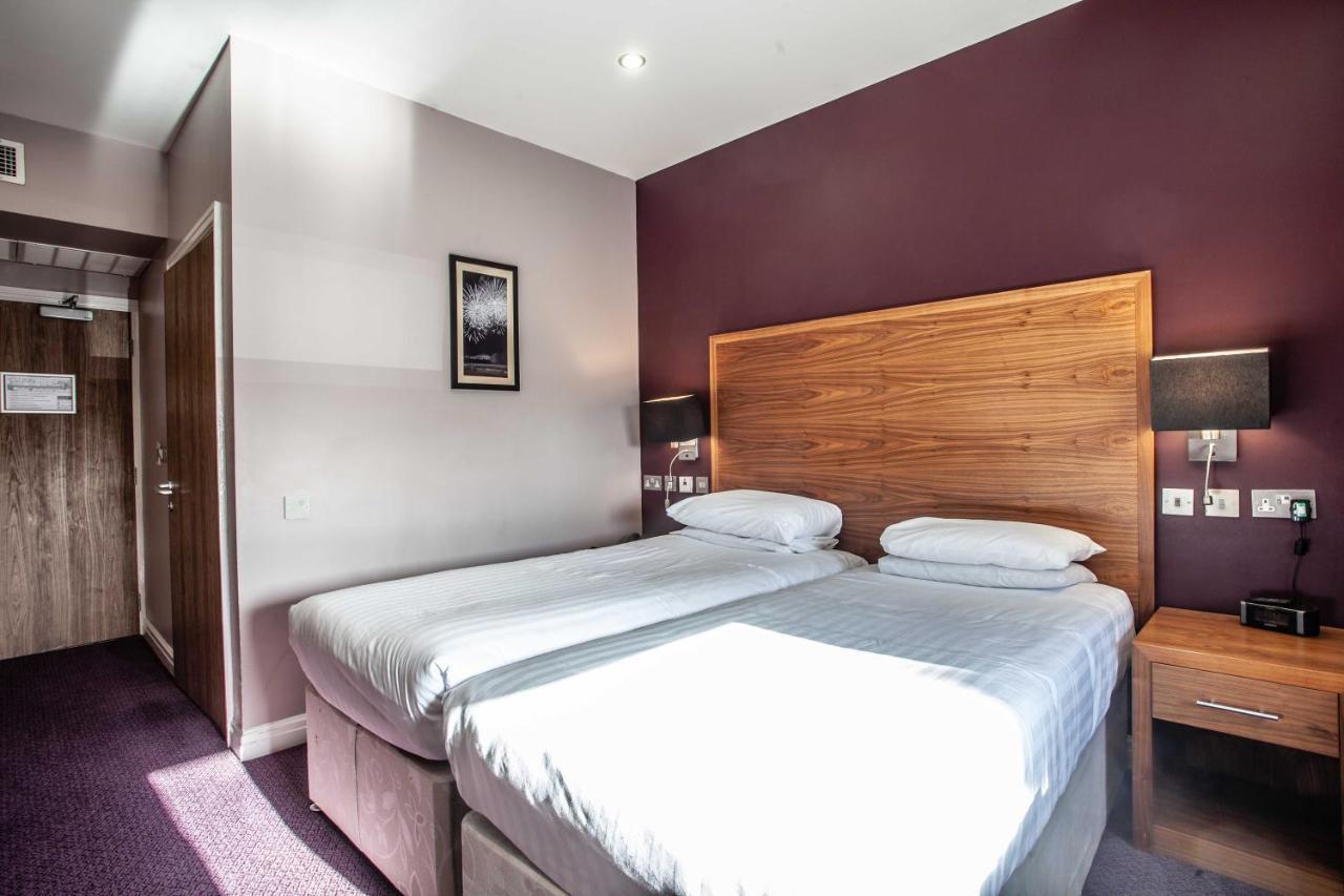 Blackpool Football Club Stadium Hotel, A Member Of Radisson Individuals Екстер'єр фото
