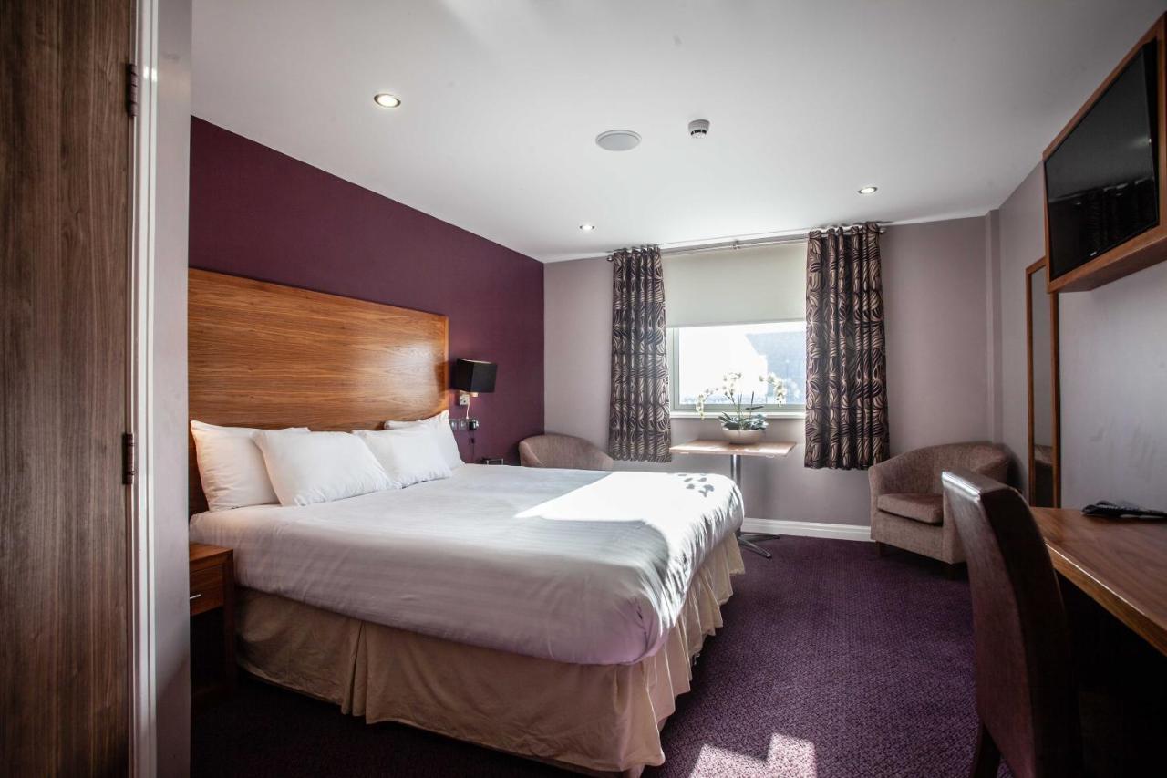 Blackpool Football Club Stadium Hotel, A Member Of Radisson Individuals Екстер'єр фото